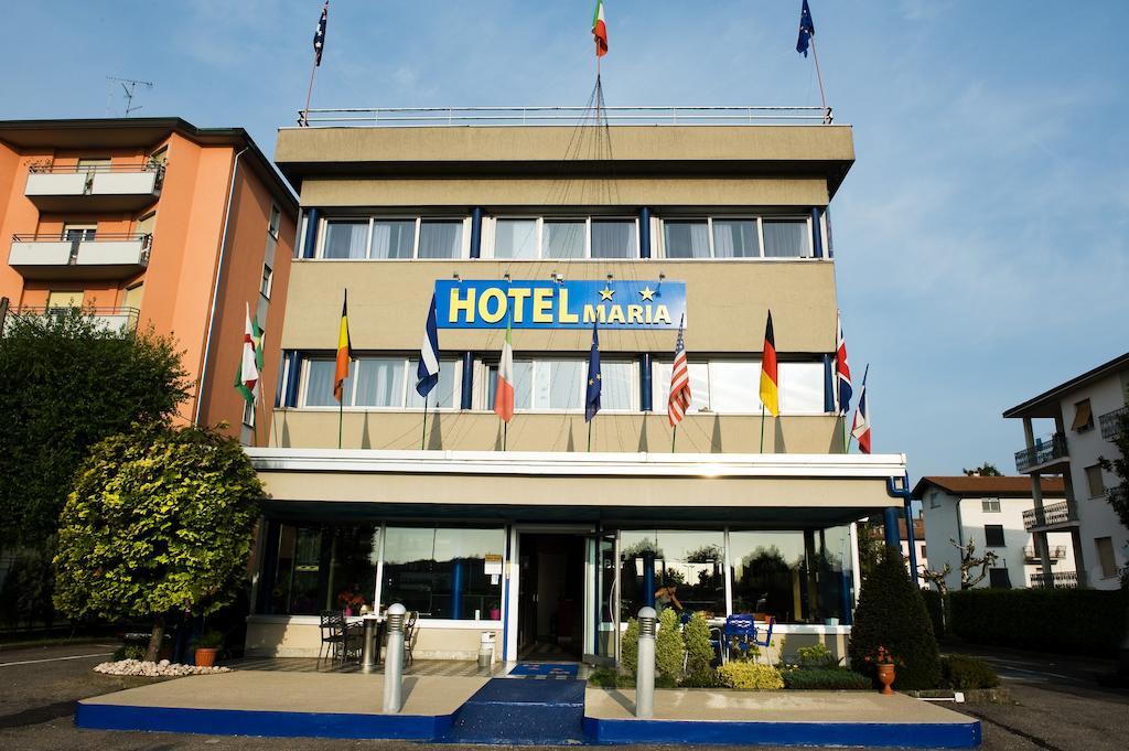 Hotel Maria Luisago ภายนอก รูปภาพ